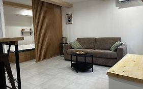 F2 Quartier Des Arts St Raphael