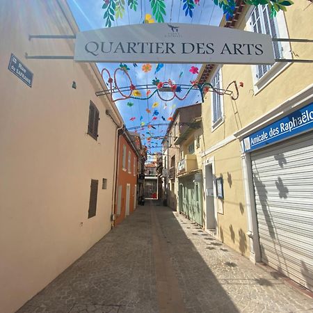 Appartement F2 Quartier Des Arts St Raphael à Saint-Raphaël Extérieur photo
