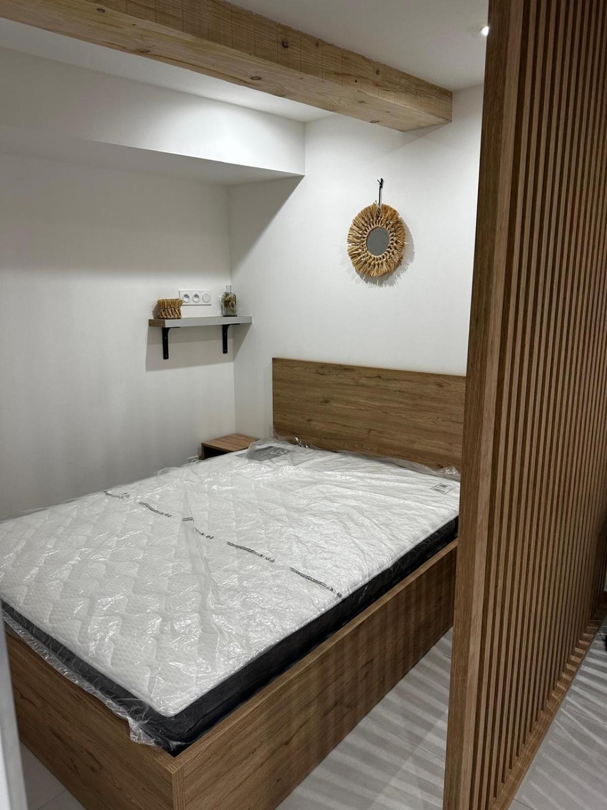Appartement F2 Quartier Des Arts St Raphael à Saint-Raphaël Extérieur photo